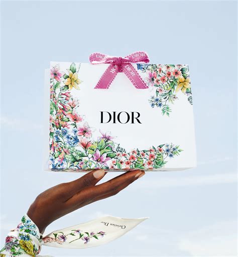 Dior valentine gifts